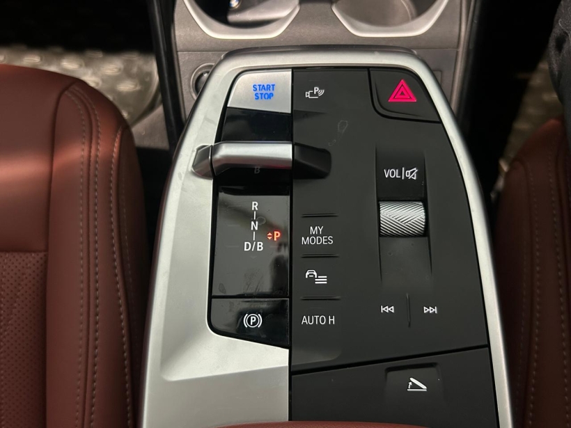 BMW iX1 eDrive20L M Sport