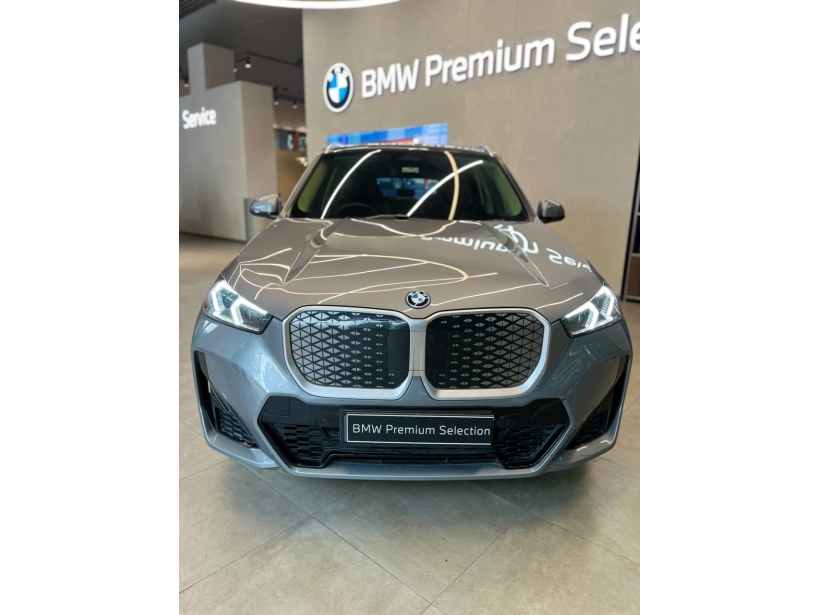 BMW iX1 eDrive20L M Sport