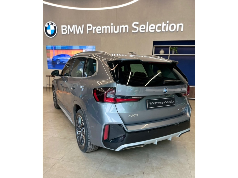 BMW iX1 eDrive20L M Sport