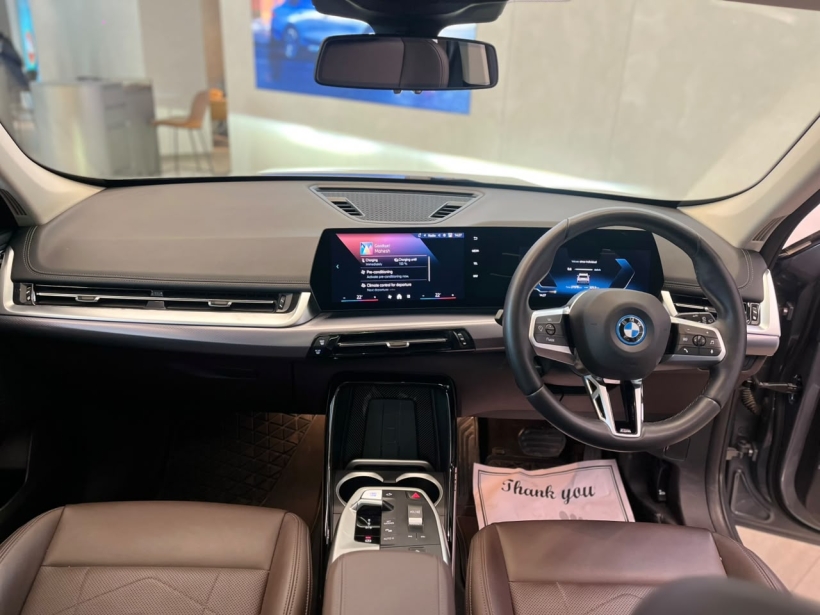BMW iX1 eDrive20L M Sport