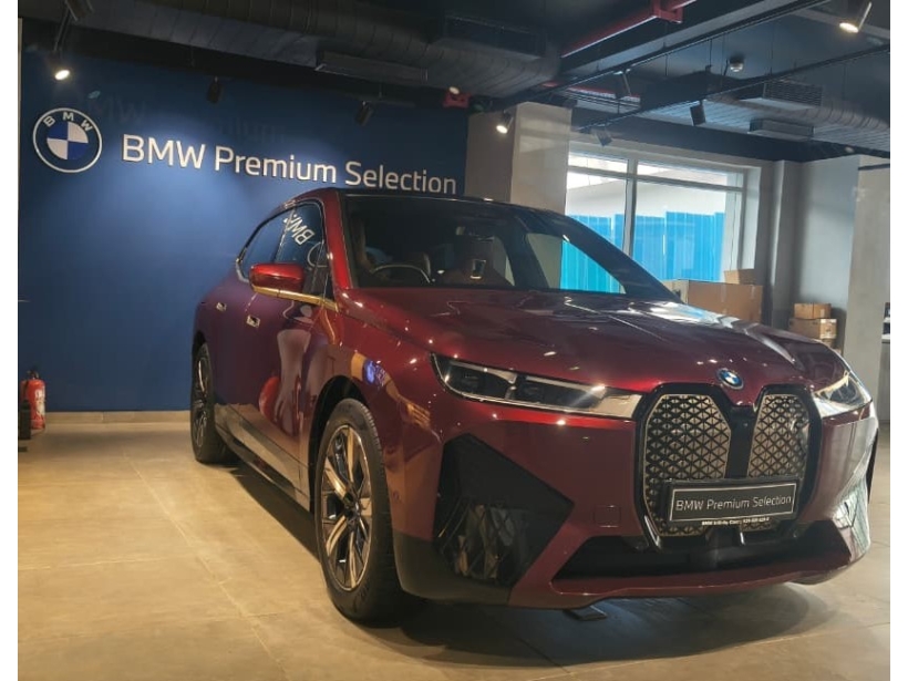 BMW iX xDrive40