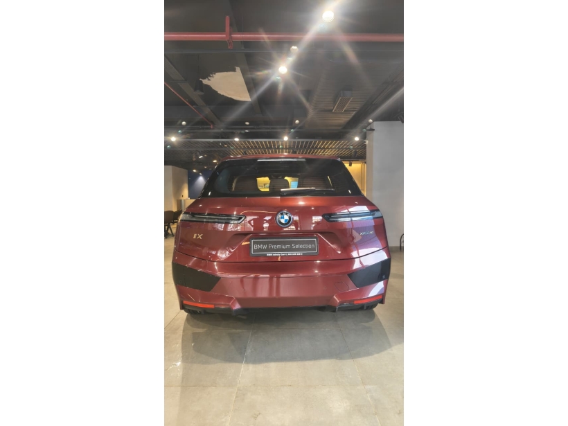 BMW iX xDrive40