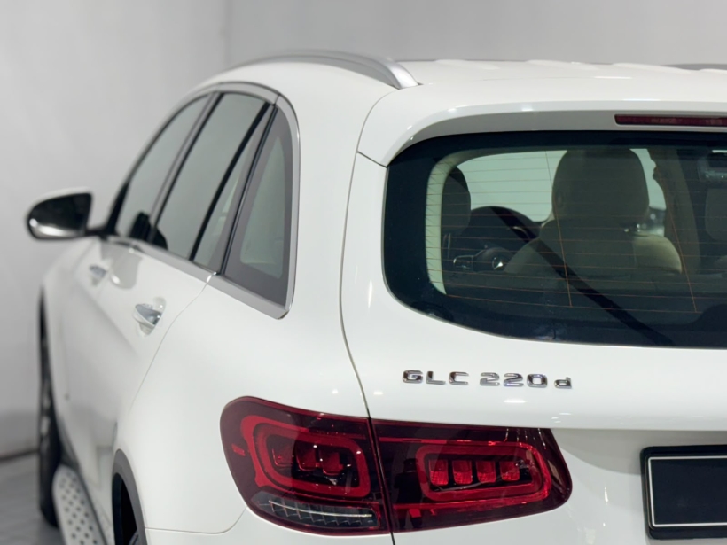 Mercedes Benz GLC 220 d 4MATIC