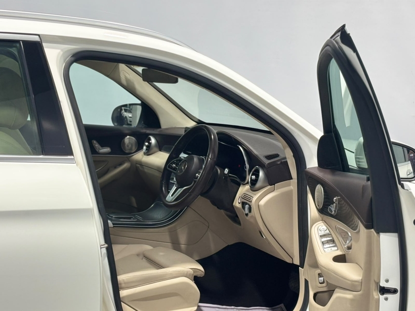 Mercedes Benz GLC 220 d 4MATIC