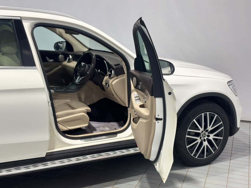Mercedes Benz GLC 220 d 4MATIC
