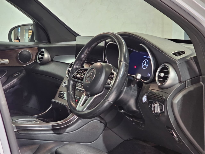 Mercedes Benz GLC 200 Progressive