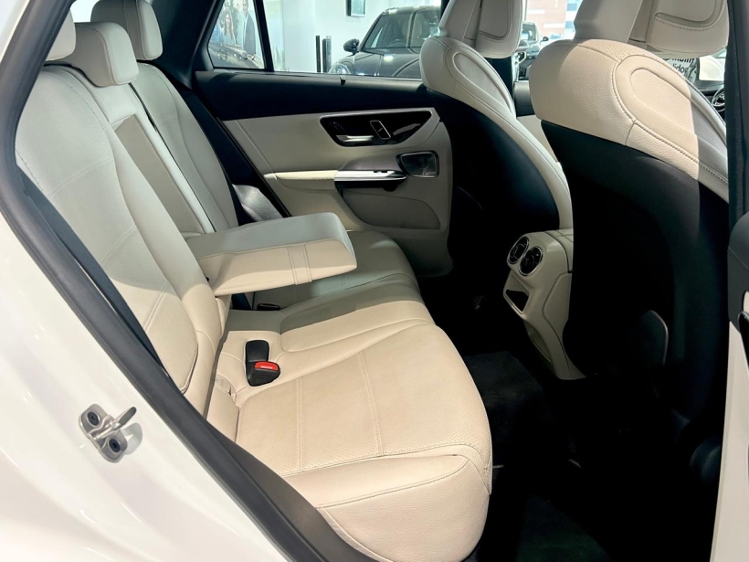 Mercedes Benz GLC 300 4MATIC