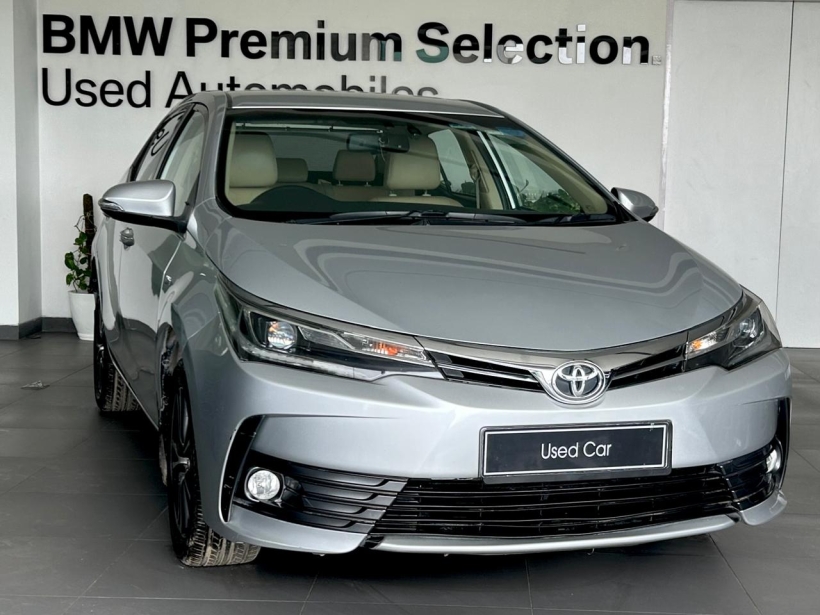 Toyota Corolla Altis VL AT Petrol
