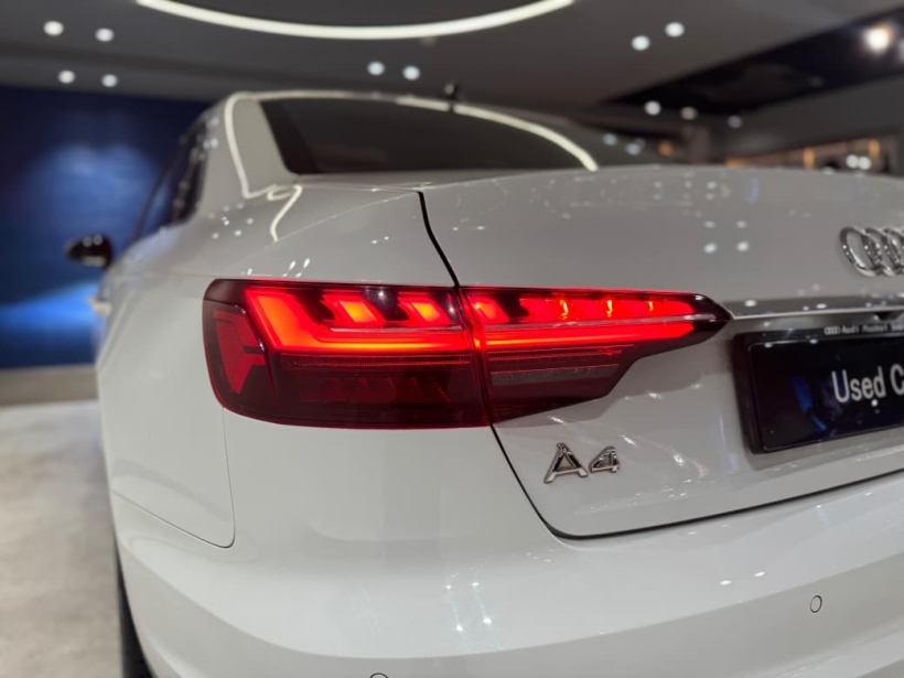 Audi A4 40 TFSI Premium Plus