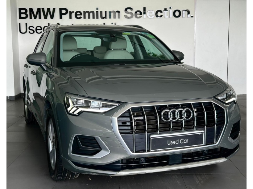 Audi Q3 40 TFSI Premium Plus