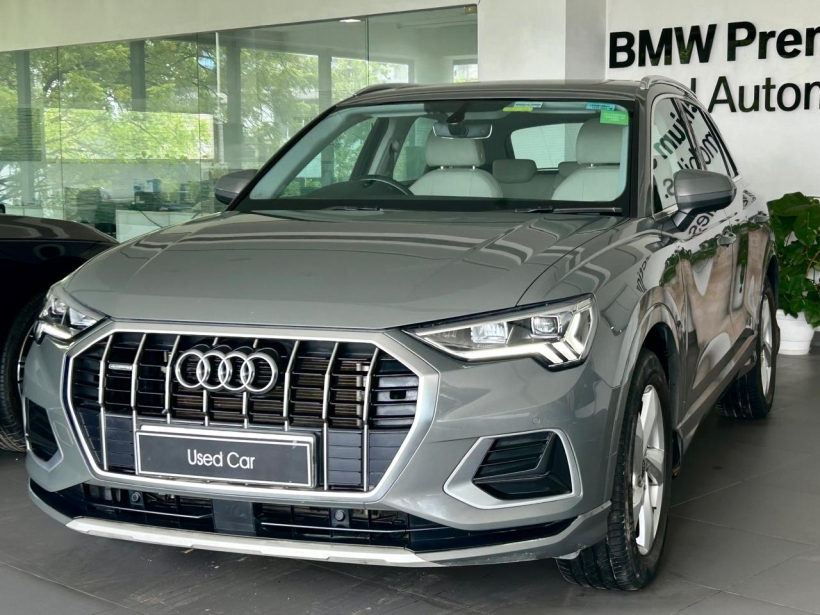 Audi Q3 40 TFSI Premium Plus