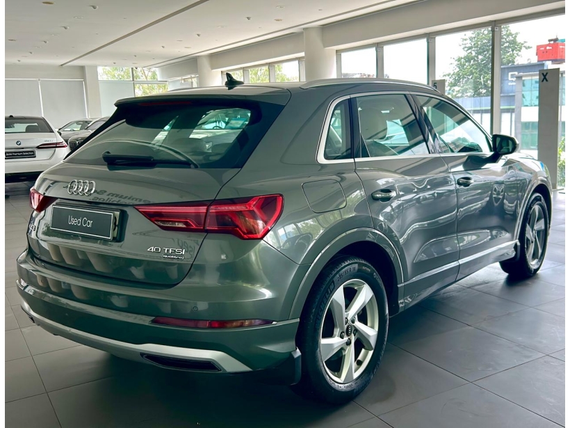 Audi Q3 40 TFSI Premium Plus