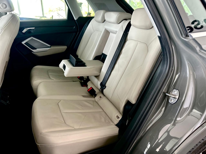 Audi Q3 40 TFSI Premium Plus