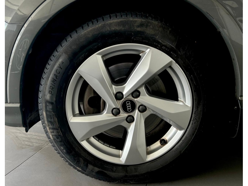Audi Q3 40 TFSI Premium Plus
