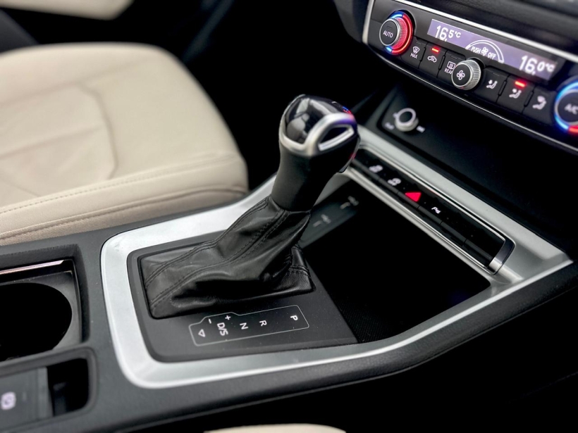 Audi Q3 40 TFSI Premium Plus