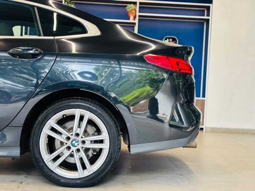 BMW 2 Series 220i M Sport Pro