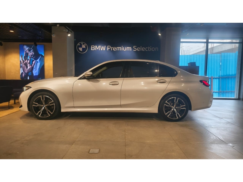 BMW 3 Series Gran Limousine 330Li M Sport
