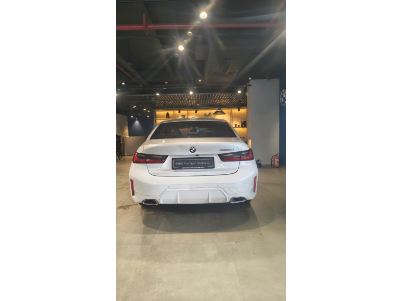 BMW 3 Series Gran Limousine 330Li M Sport