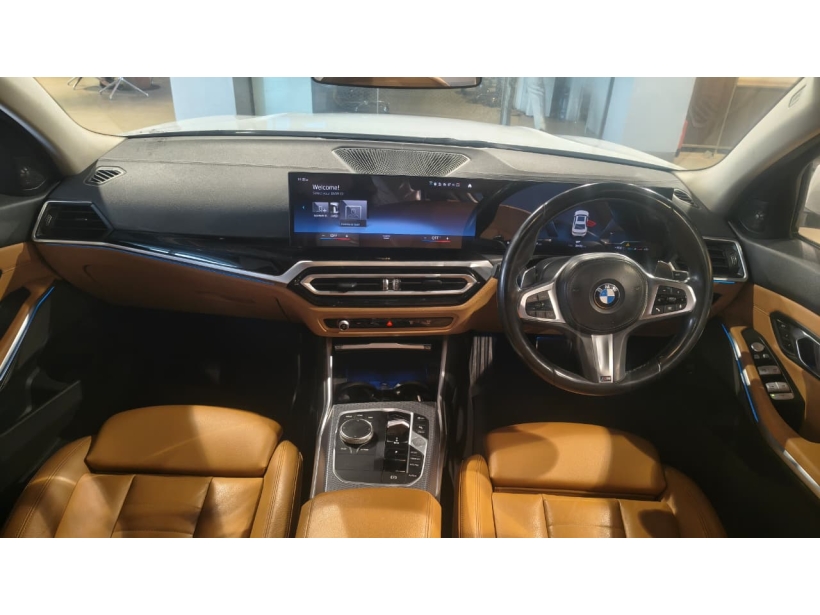BMW 3 Series Gran Limousine 330Li M Sport