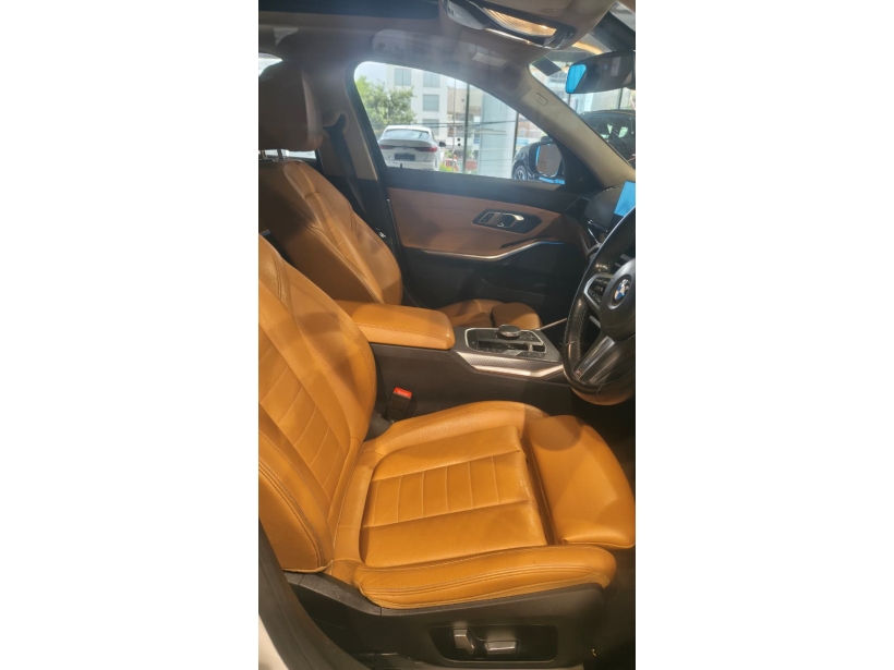 BMW 3 Series Gran Limousine 330Li M Sport