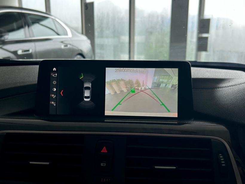 BMW 3 Series 320d Luxury Line
