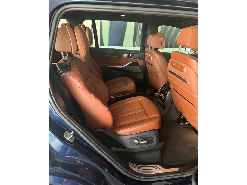 BMW X7 xDrive40i