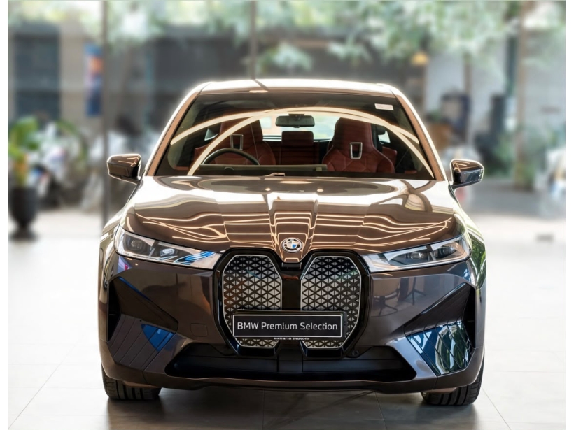 BMW iX xDrive40