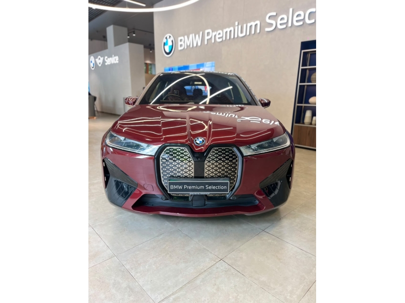 BMW iX xDrive40