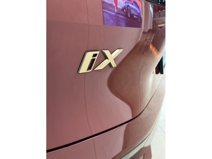BMW iX xDrive40