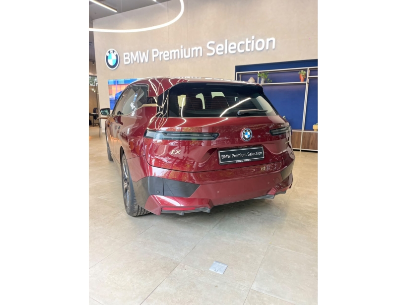 BMW iX xDrive40