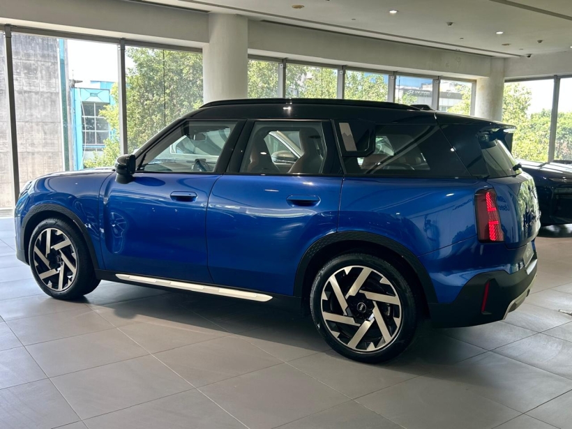 MINI Countryman E Favoured Pack