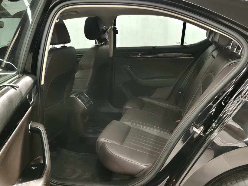 Skoda Superb L&K TSI AT
