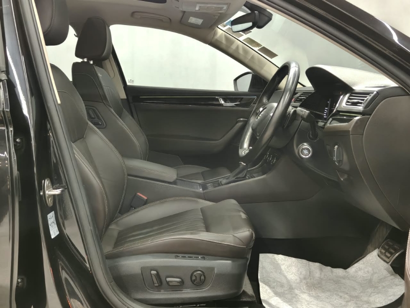Skoda Superb L&K TSI AT