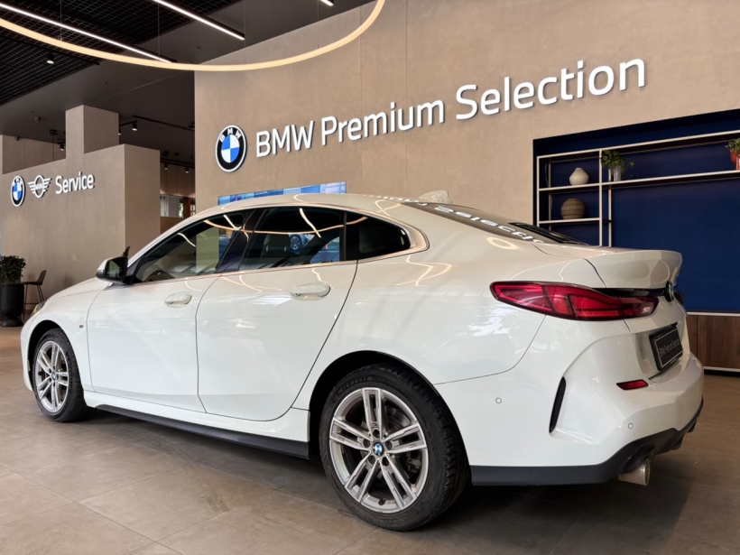 BMW 2 Series 220i M Sport Pro