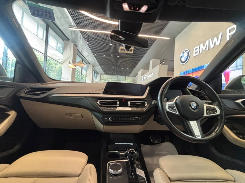 BMW 2 Series 220i M Sport Pro