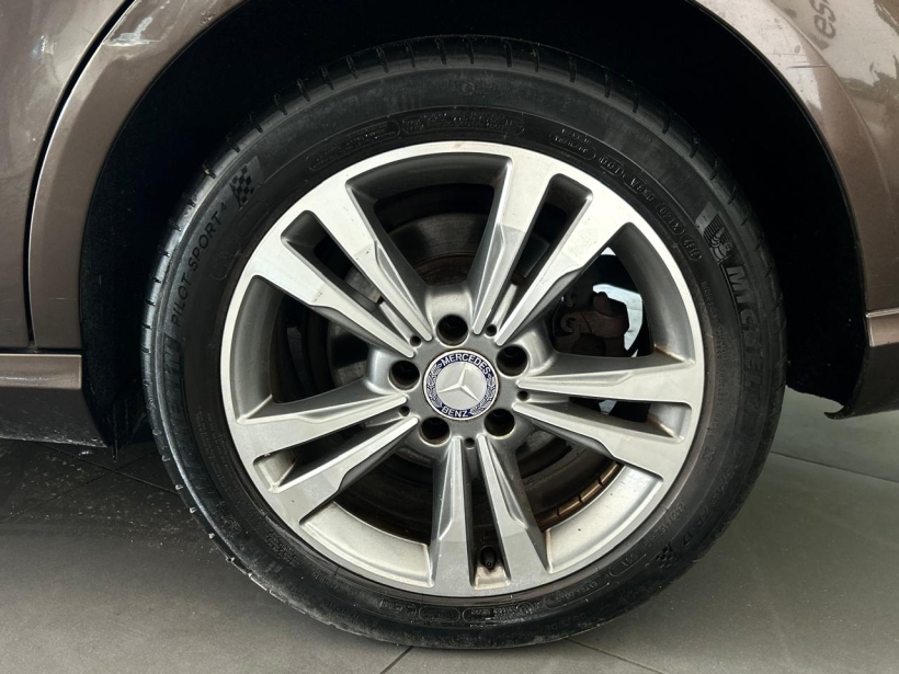 Mercedes Benz E Class E 200 Avantgarde