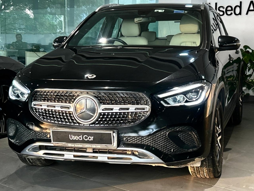 Mercedes Benz GLA 220d 4MATIC