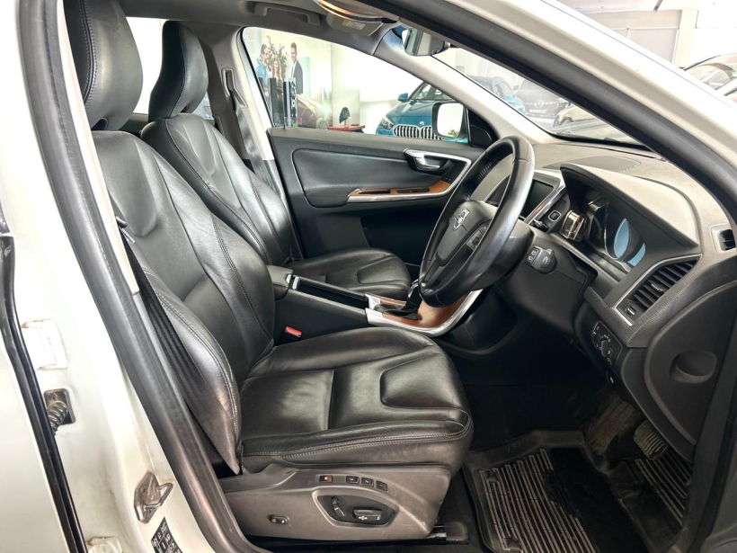 Volvo XC60 Kinetic D4