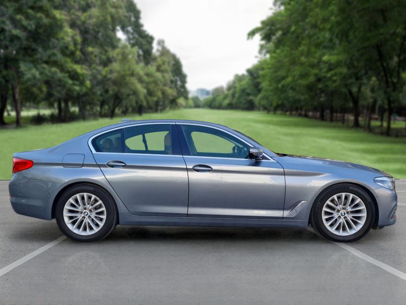 BMW 5 Series 520d Luxury Line