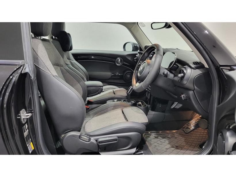 MINI Cooper SE