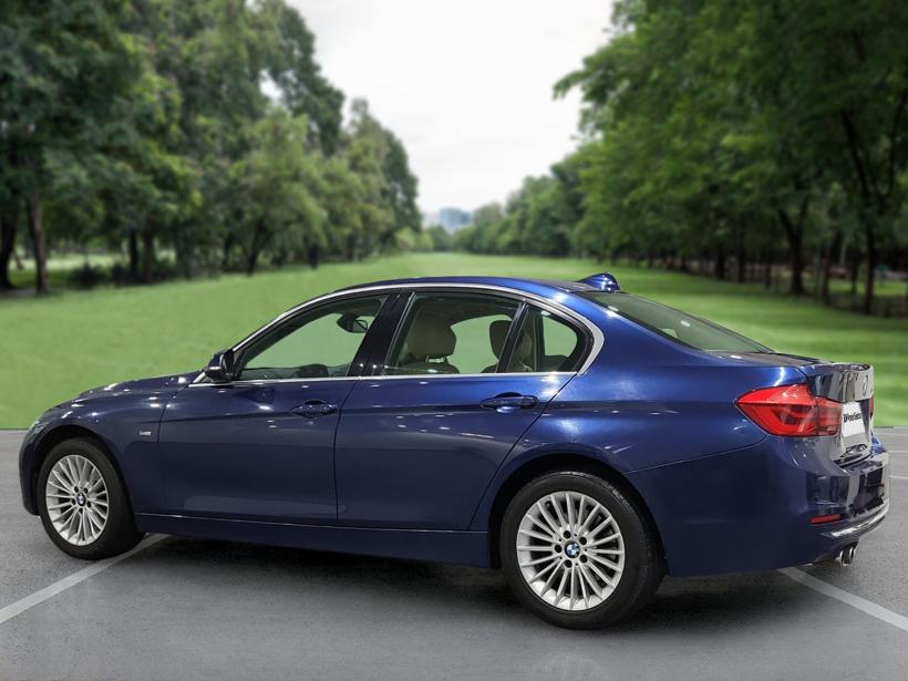 BMW 3 Series 320d Luxury Line
