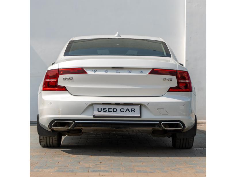 Volvo S90 D4 Inscription