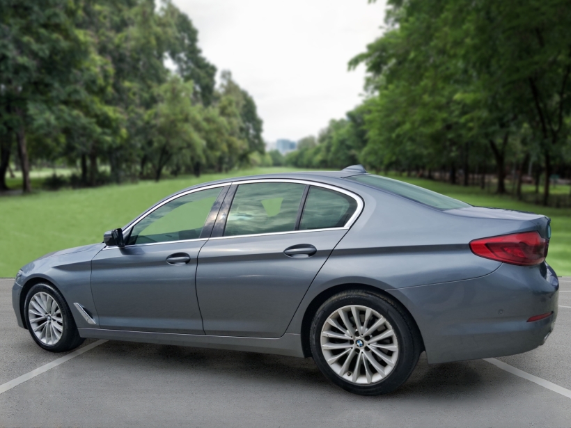 BMW 5 Series 520d Luxury Line