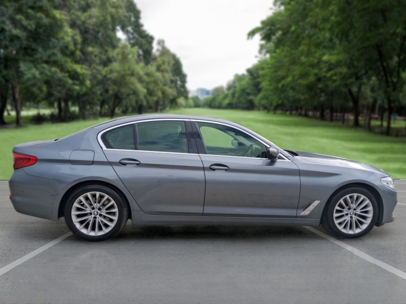 BMW 5 Series 520d Luxury Line