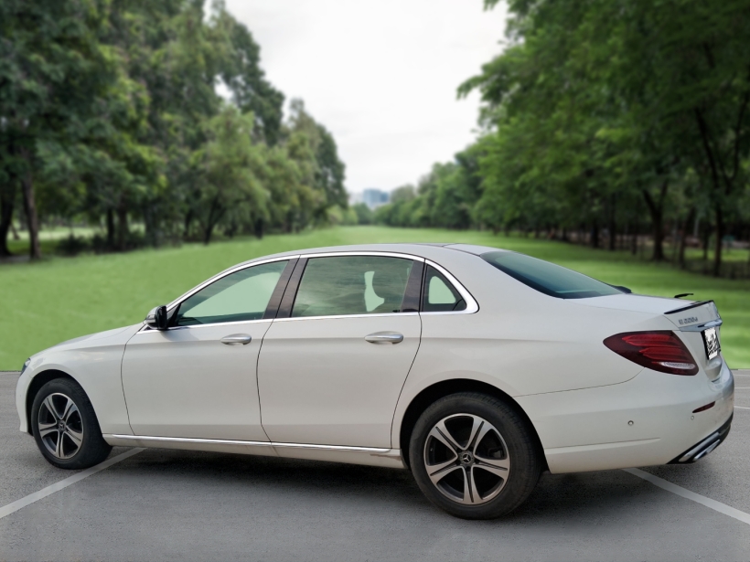 Mercedes Benz E Class E 220d Exclusive