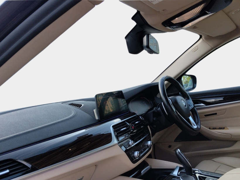 BMW 5 Series 520d Luxury Line