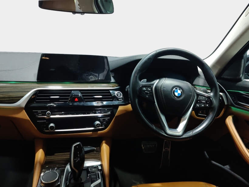 BMW 5 Series 520d Luxury Line