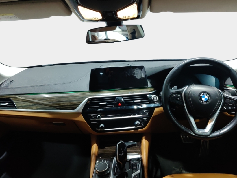 BMW 5 Series 520d Luxury Line