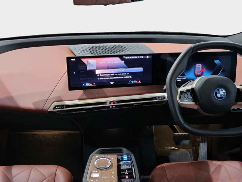 BMW iX xDrive40