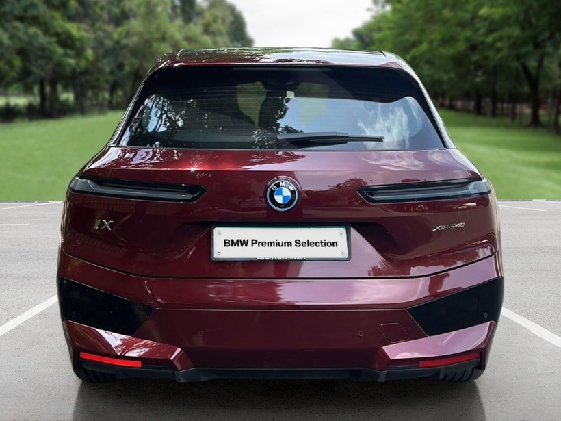 BMW iX xDrive40